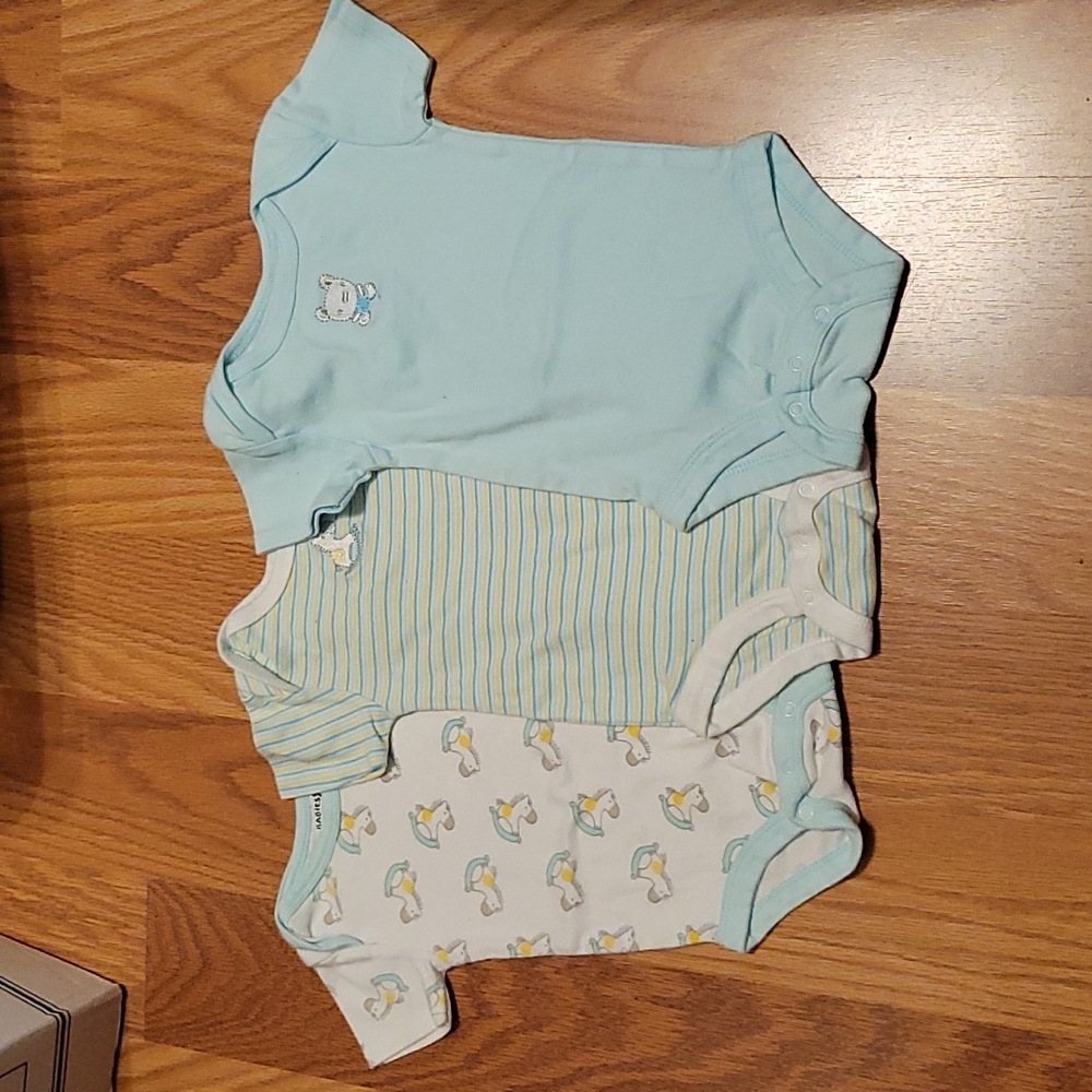 BabiesRUs Onesie Bundle